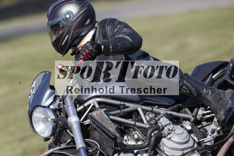 /Archiv-2025/49 26.08.2025 Cornu Master School ADR/blau-bleu/46